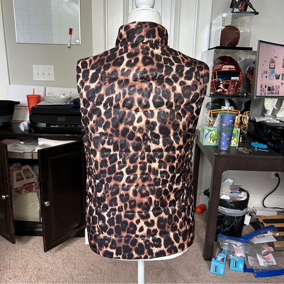 Johnston & Murphy Reversible Leopard Cream Vest Size XS - Picture 7 of 11
